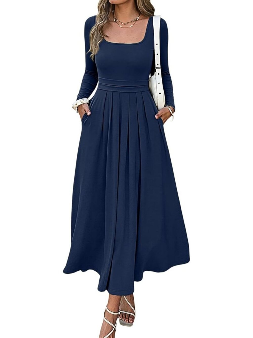 Chic Women's Fall Maxi Dress with Long Sleeves, Ruched A-Line & Pockets